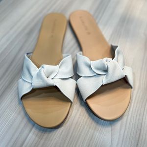 Rothy's Women's Knot Sandal White Sand, Brand New! Rare, NLA size 10.5